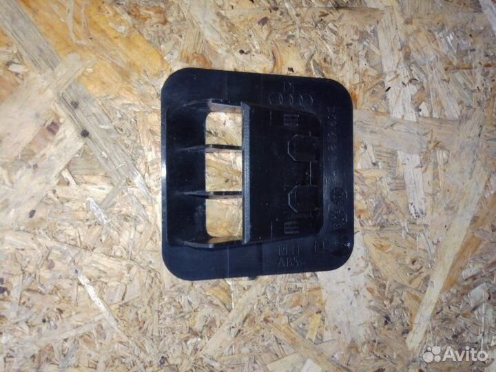 Дефлектор воздушный Audi A8 D4 long 4.2 cdra 2011