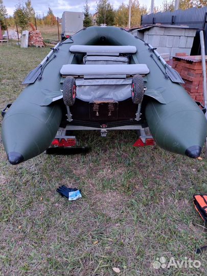 Лодка пВх Ривьера 3800 ск