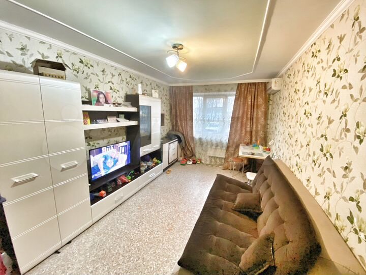 2-к. квартира, 51 м², 1/5 эт.