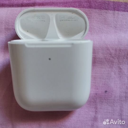 Кейс apple airpods