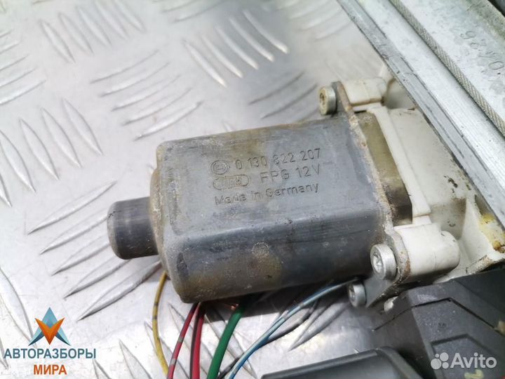 Стеклоподъемник передний правый Mitsubishi Colt