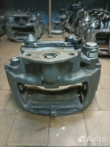 Суппорт передний левый knorr DAF хf95/105