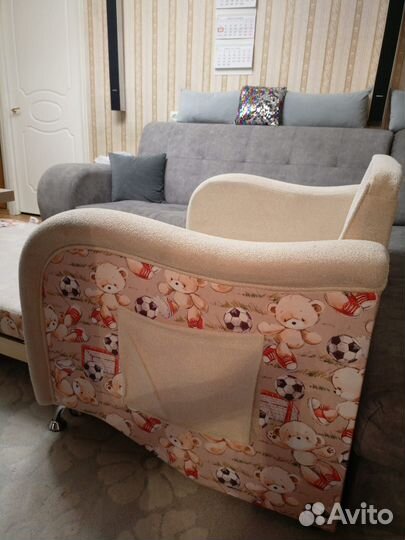 Кресло-кровать детское 2 штуки б/у
