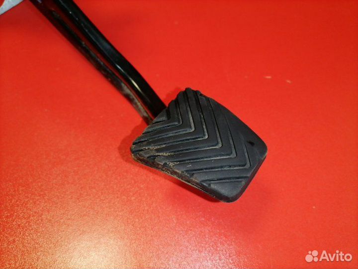 Педаль тормоза Hyundai Solaris RB G4FA 2011