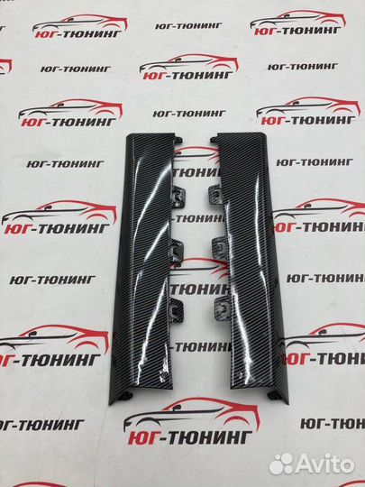 Боковые вставки бампера под крабон на Mercedes