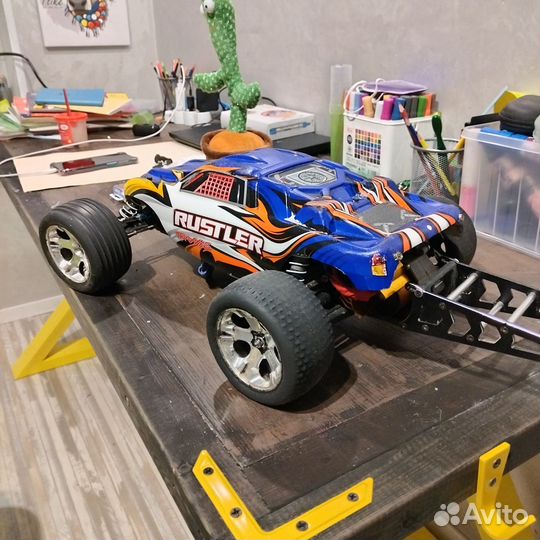 Traxxas Rustler 1/10
