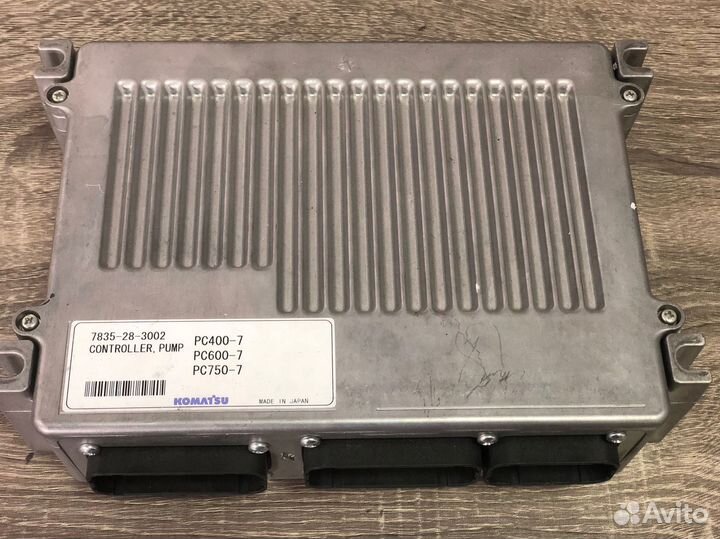 Блок управления бу 7835-28-3002 (Komatsu PC400-7)