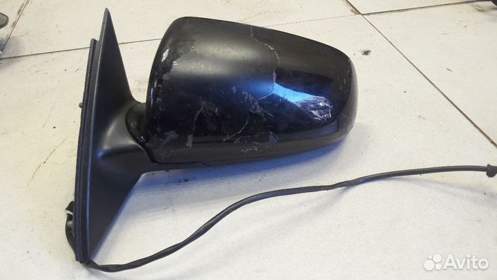 Зеркало заднего вида боковое левое электрическое