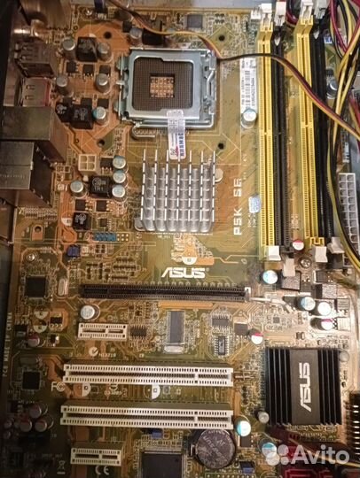 Материнские платы 775