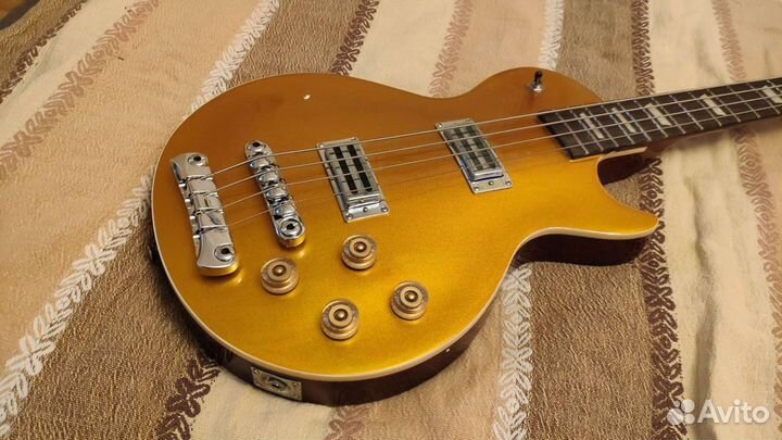 Реплика бас-гитары Gibson Les Paul Bass