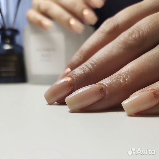 Маникюр/педикюр в студии