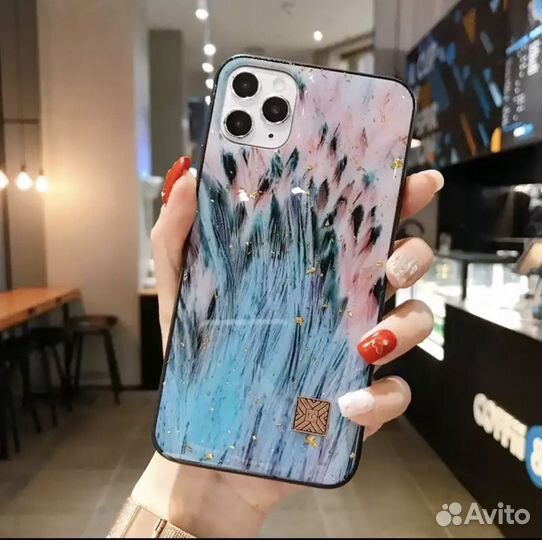 Чехол на iPhone 13 новый