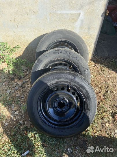 Bridgestone B250 205/65 R15 94H