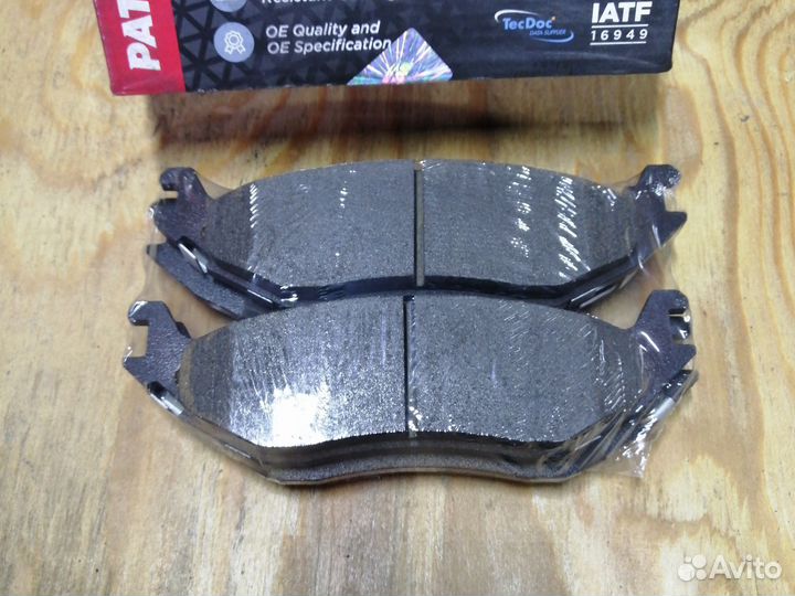 Колодки тормозные дисковые Chrysler Dodge рам Dura