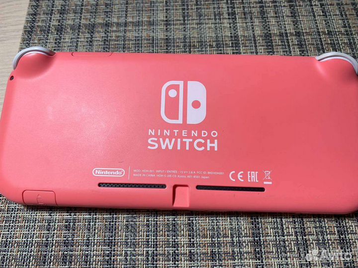 Nintendo switch lite 32 gb