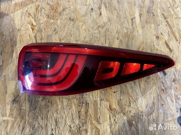 Фонарь задний правый дорест Kia Sportage 4