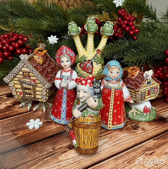 Елочные фарфоровые игрушки 