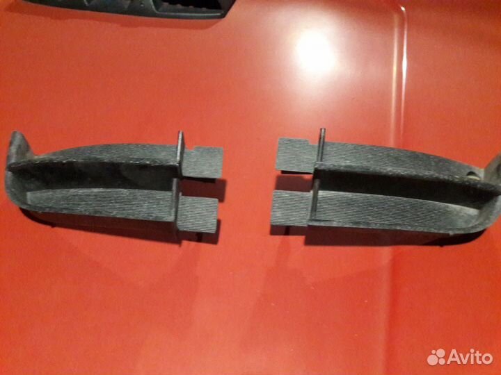 Заглушки бампера Toyota Caldina