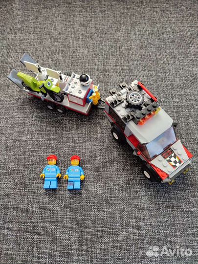 Lego City. Внутри 6 наборов. Обновлено