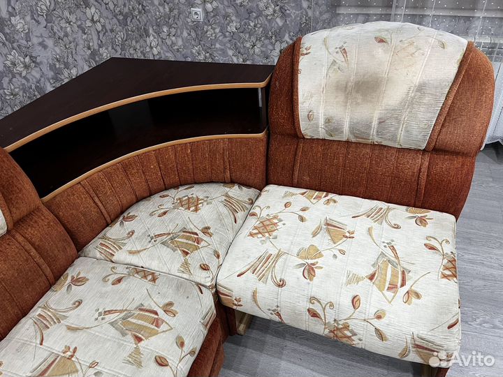 Угловой диван бу