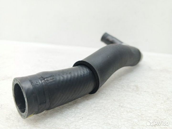 Патрубок системы охлаждения Kia Sportage 4 QL 2.0D