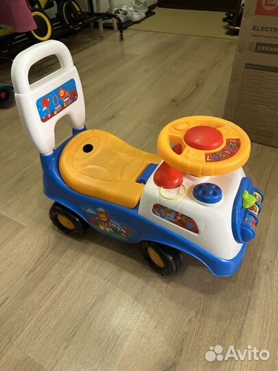 Детская машинка каталка