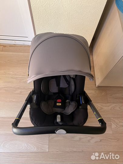 Продается колсяка трансформер Doona +