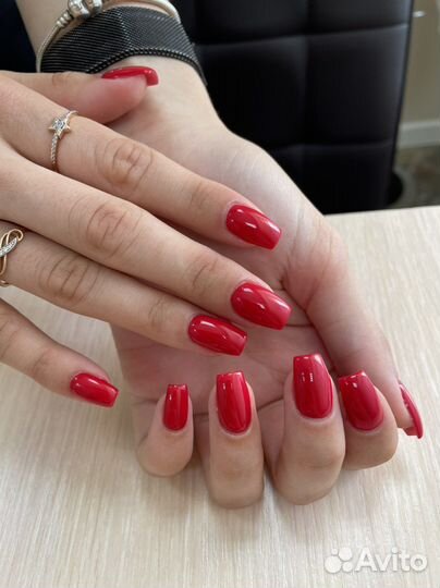 Маникюр,педикюр