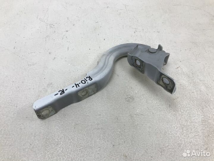 Петля капота правая Kia Rio 4