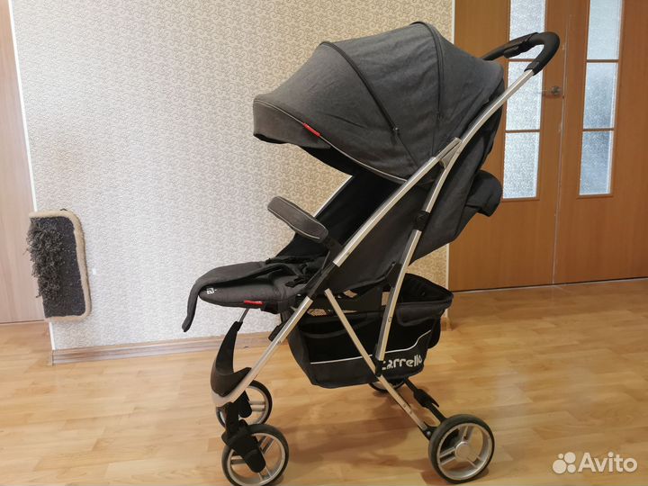 Прогулочная коляска carello gloria