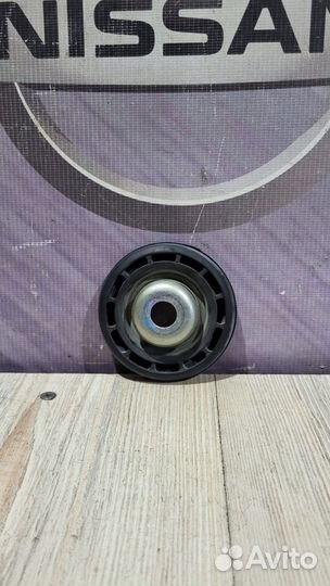 Опора стойки Nissan terrano D10