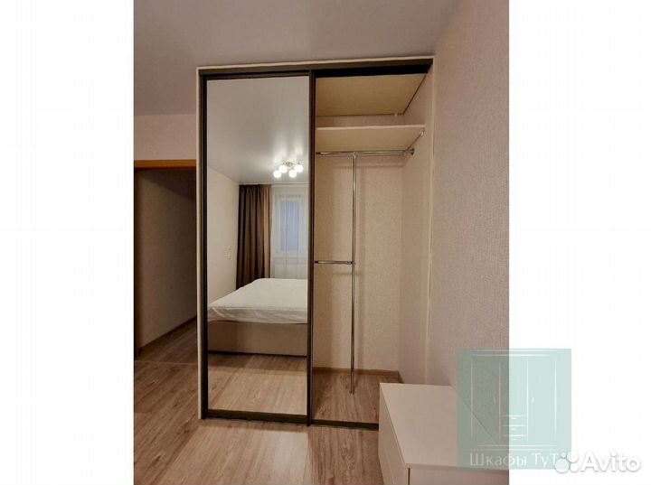 Черный шкаф