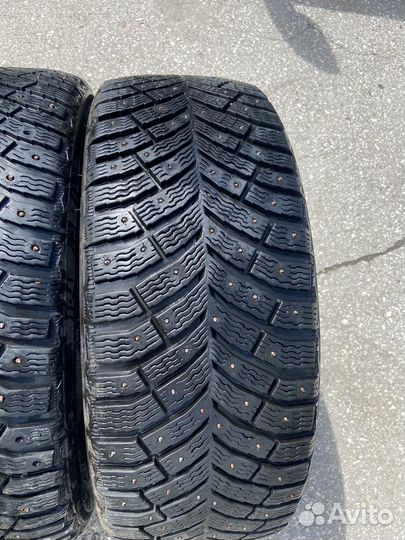 Michelin X-Ice North 4 215/55 R17 98T