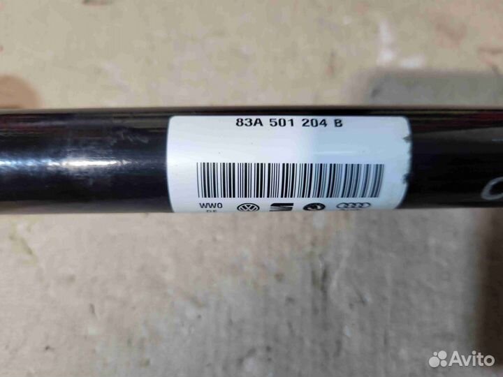 Полуось задняя (приводной вал, шрус) Audi RS Q3