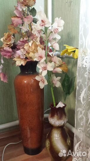 Вазы 2 шт. высокие напольные с цветами