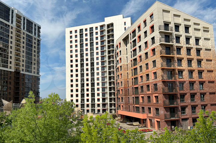 2-к. квартира, 56 м², 5/18 эт.