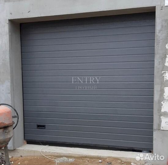 Ворота гаражные секционные