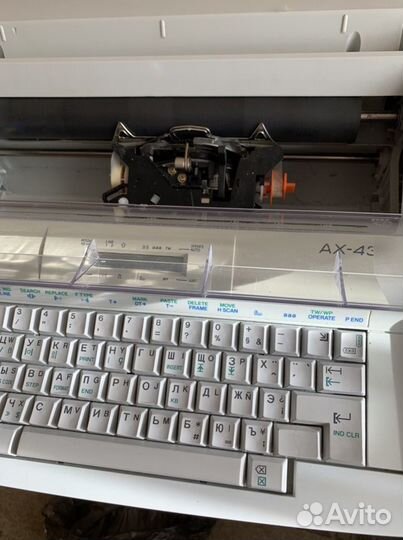 Электрическая программируемая пишущая машинка