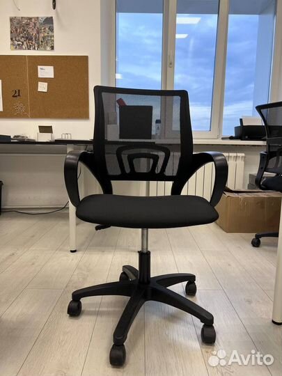 Кресло офисное Brian