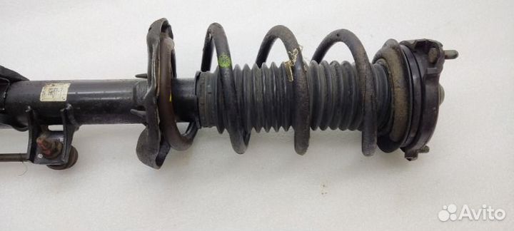 Амортизатор подвески передний правый Kia Sportage