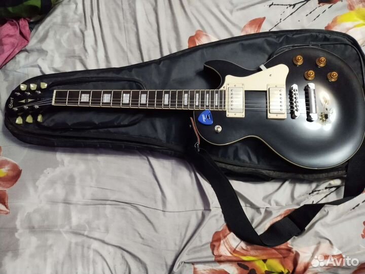 Электрогитара