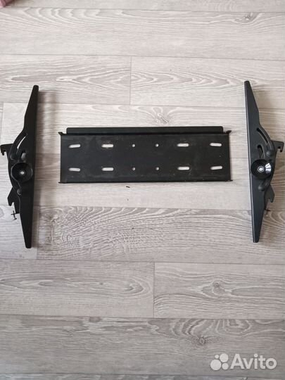 Кронштейн для телевизора на стену