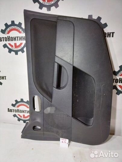 Обшивка двери передняя правая Ford Fiesta 2008