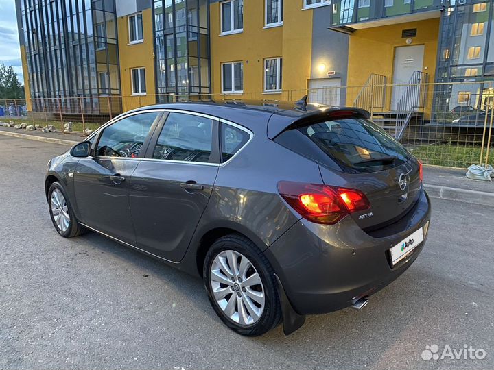 Opel Astra 1.4 AT, 2011, 176 000 км