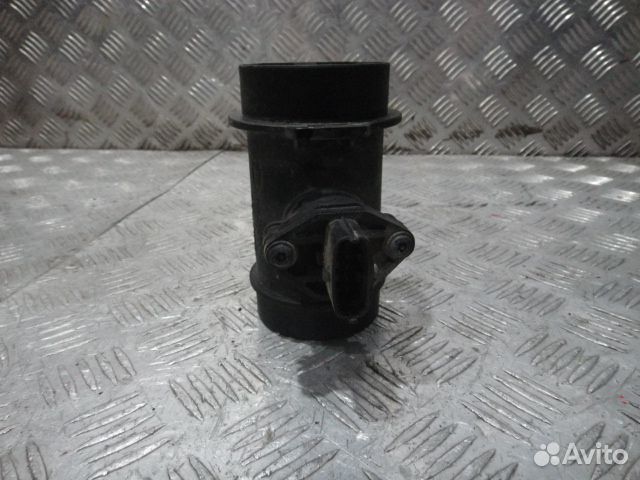 Датчик массового расхода воздуха Spectra (00-11)\Shuma (97-04) б/у (арт. 0K2NC13210)