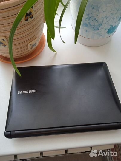 Нетбук Samsung N102