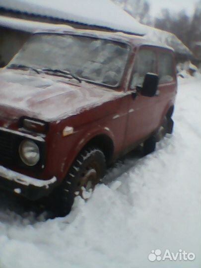 Капот LADA 4x4 (Нива), 1989