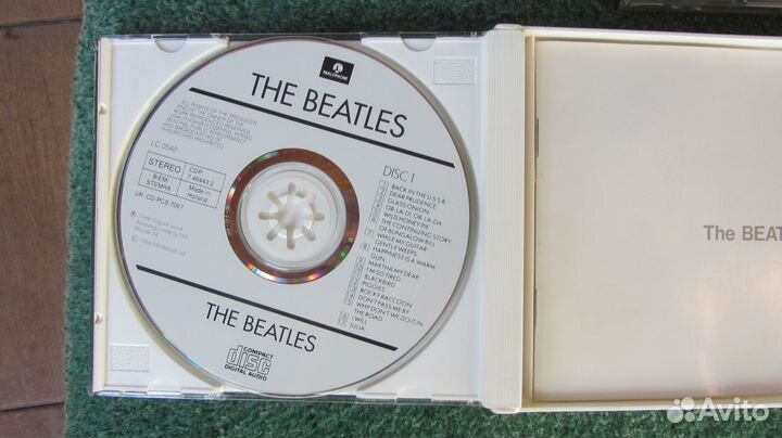 Четыре лецинзионных сд диска THE beatles