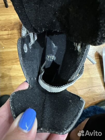 Хоккейные коньки bauer 12Y размер