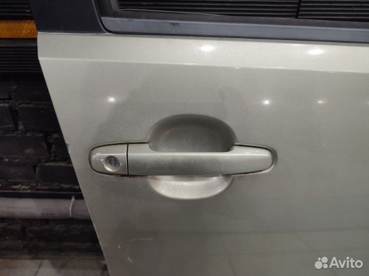 Дверь передняя правая Toyota Passo KGC10-0263924